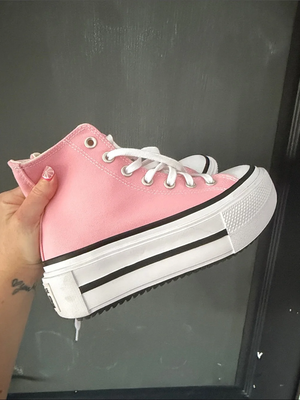 Double stack platform converse